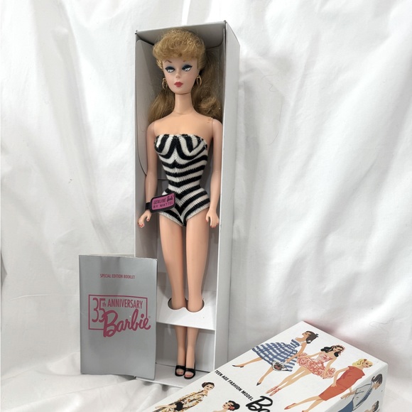 Barbie 35th anniversary special edition doll in box with booklet . Tag on hand - Picture 1 of 5